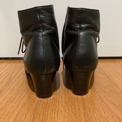 【値下げ】ラム革　ブーツ　51/2 EEEの画像