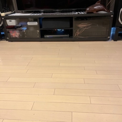 テレビボード