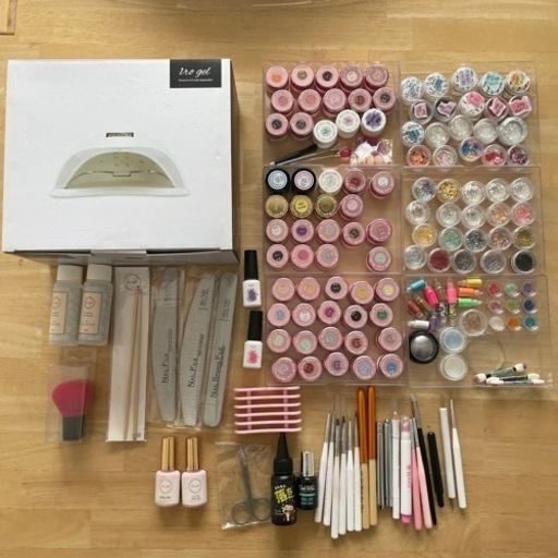 [手渡し限定]セルフジェルネイル用品セット(総額¥30,000程)