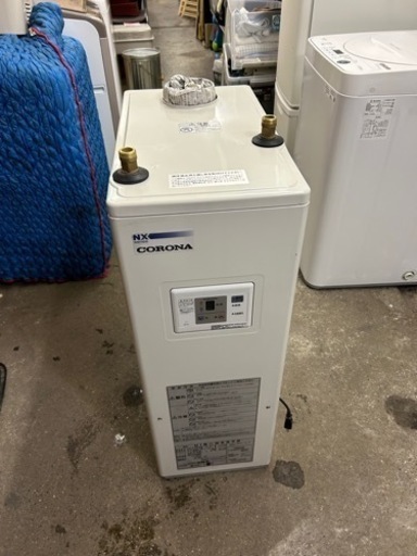 万代店　煙突ボイラー　CORONA / コロナ 石油小形給湯機 UIB-NX37P 屋内据置型 縦型ボイラー 動作確認済み 灯油ボイラー 家庭用