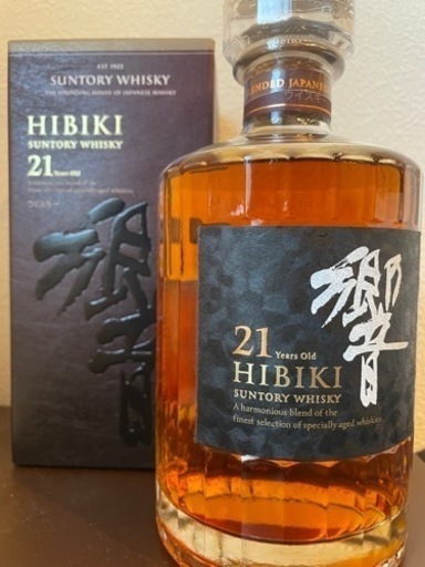 新品未開封 サントリー響 21年 サントリーウイスキー響21年箱付き 響 700ml