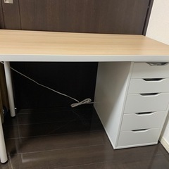 IKEA パソコン机　引き出し付　お譲り先決まりましたの画像