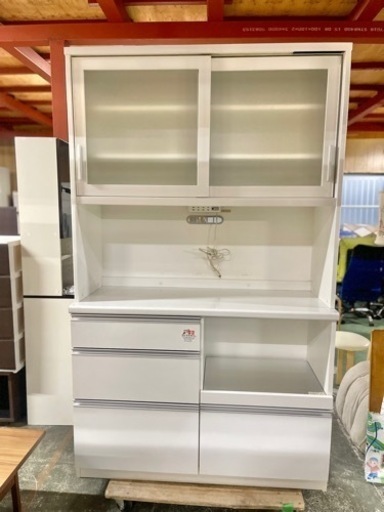 ?激安‼️ホワイトキッチンボード食器棚収納家具幅118cm?