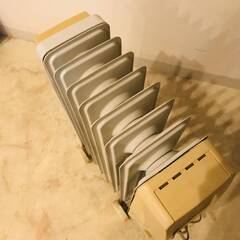 QB9277 Electrolux エレクトロラックス オイルヒーター 8フィン EOH812T 日本製 暖房器具 家電 中古 福井 リサイクルの画像