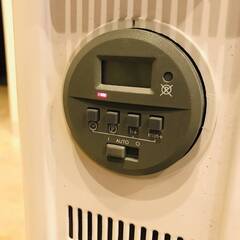 QB9275 DeLonghi デロンギ オイルヒーター H310912TDC 油入式 可変式 暖房器具 中古 リサイクルの画像