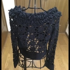 黒カーディガンの画像