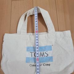 ミニトート　TOMS　ミニバッグの画像