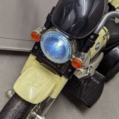 子供用電動バイクの画像