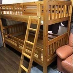 二段ベットの画像