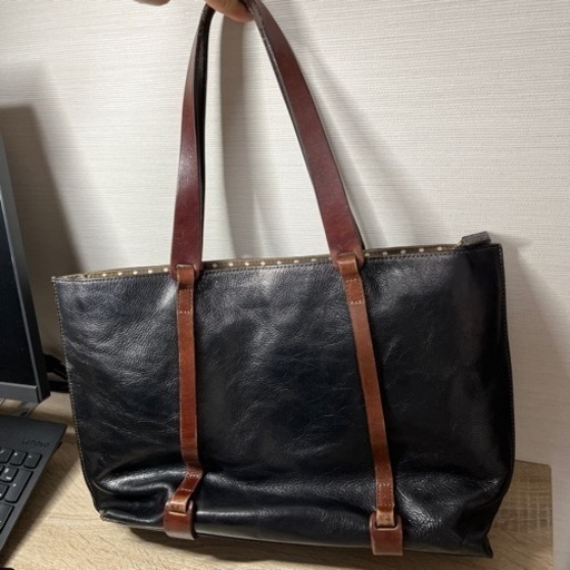 女性用本革ビジネスバッグ