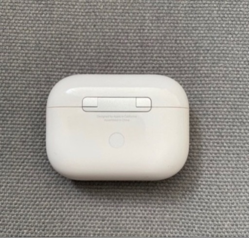 AirPods Pro エアポッズ　Apple イヤホン