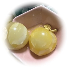 天然石　黄りんご　2等分