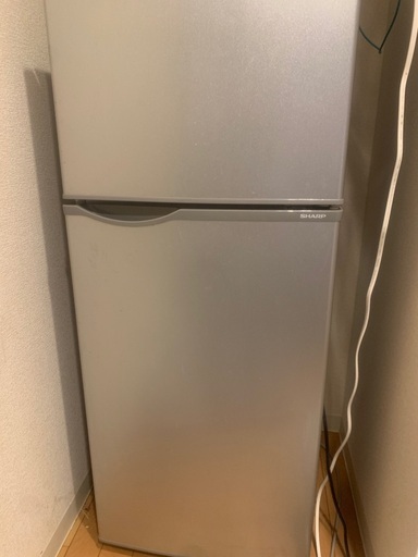 シャープ　冷蔵庫　118L シルバー2014年