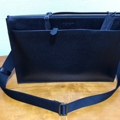 受付終了【COACH MEN】クラッチバッグ ショルダーバック 国内旗艦店購入正規品 黒