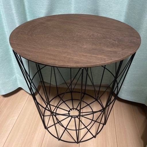 収納出来るオシャレテーブル