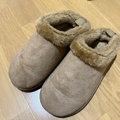 ムートン調スリッパシューズSサイズ