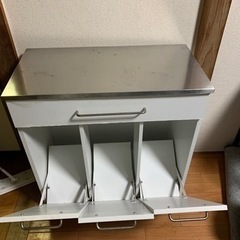 新宿近辺で急ぎ受け取ってくださる方を探していますの画像