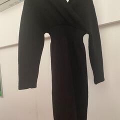 ニットワンピース　前後カシュクールリブ編みニットロングワンピース　黒　長袖の画像