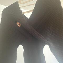 ニットワンピース　前後カシュクールリブ編みニットロングワンピース　黒　長袖の画像