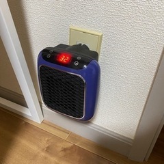 ファンヒーター　片手サイズ使いやすい
