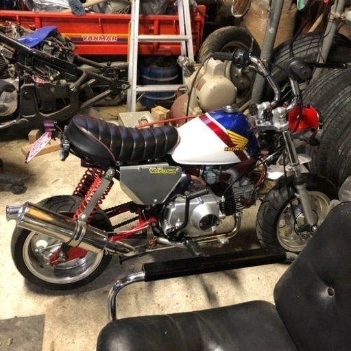 モンキー　純正フレーム　エンジン中華107