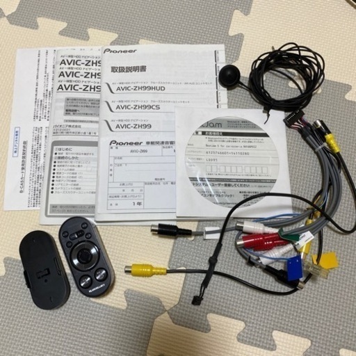 【お譲り先決まりました】【中古】【お値下げしました】カロッツェリアPioneer HDDナビ　AVIC-ZH99
