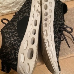 SNS人気✨BODY MAKER✨軽量スニーカー✨ランニングシューズ✨の画像