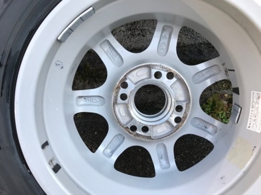 スタッドレスタイヤ　13インチ　ダンロップ　普通車小型用