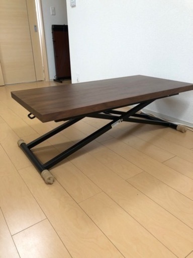 期限間近です❣️良品★ニトリ昇降テーブル　120×60
