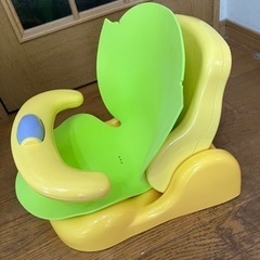 Aprica バスチェアの画像