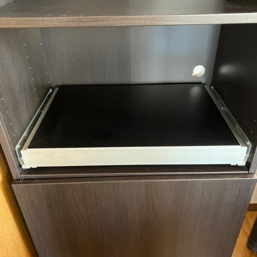 IKEA 黒　食器棚