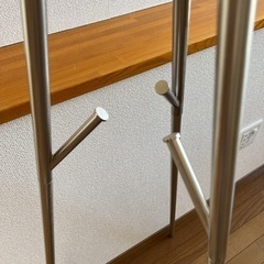 ハンガーラック　の画像