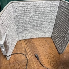 アイリスオーヤマ パネルヒーター 折り畳みの画像