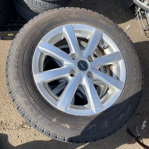 冬タイヤアルミホイール付き　175/65R14 Bridgestone