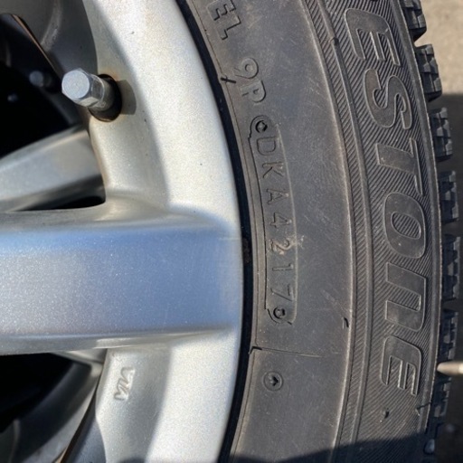 冬タイヤアルミホイール付き　175/65R14 Bridgestone