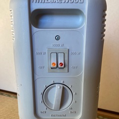 オイルヒーター　600w,900w,1500wの3段階　〜８畳