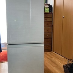 美品　単身者向け冷蔵庫シャ一プ