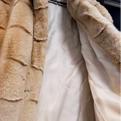 韓国、可愛いファーコートの画像