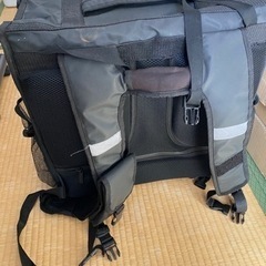Uber eats配達用バッグの画像