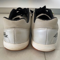 umbro トレーニングシューズ　25.5cmの画像