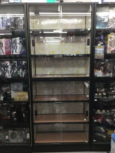 ガラスショーケース　※一部破損あり