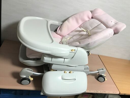 コンビ 電動スウィング ハイ＆ロー チェア ロワイヤルAT DX