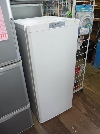 三菱　ノンフロン冷凍庫　MF-U12G-W　2022年製　121L　前開き式　冷凍ストッカー　電気冷凍庫