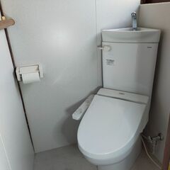 【入居者さん、決まりました！】すごく便利！コンビニまで徒歩１分♪♪京都市右京区西京極の広々２階建てテラスハウス！戸建てに激安で住めるチャンス♪♪♪ − 京都府