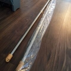 伸長式の物干しざお。最長235センチ。０円でお引き取り下さる方が...
