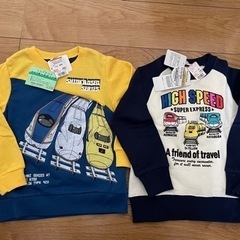 新品未使用　１２０㎝ トレーナー  ２枚