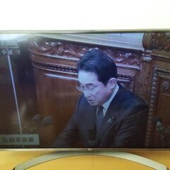 49インチ液晶テレビ