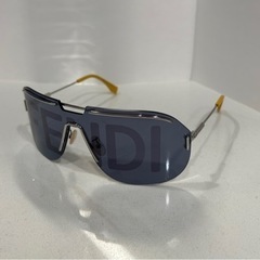 FENDI サングラス　フェンディ