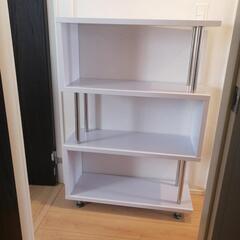 至急　本棚　収納　Ｓ字　ディスプレイラックの画像