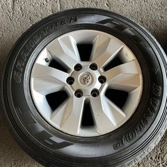 中古純正タイヤ、ホイール4本セット　265/65r/17